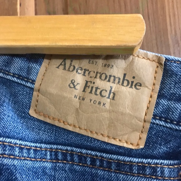 Abercrombie & Fitch Women’s Slim Straight 32/34 Blue Jeans - Picture 3 of 10